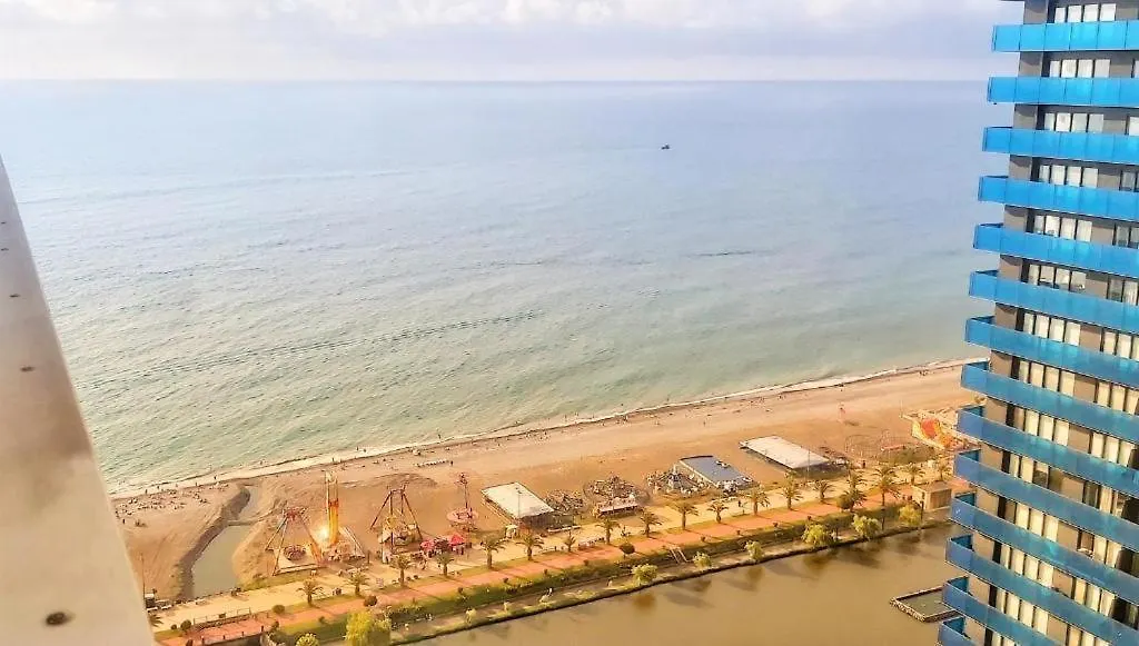 Holiday Inn Orbi Batumi 0*,